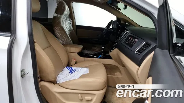 Kia The New Carnival id 2676454 из Кореи 11