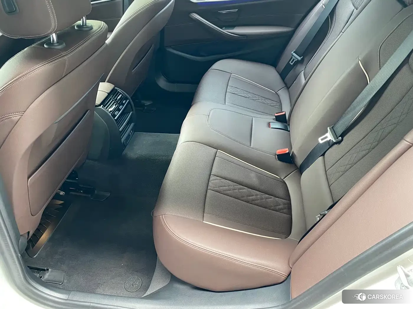 BMW 5 series id 4679513 из Китая 11