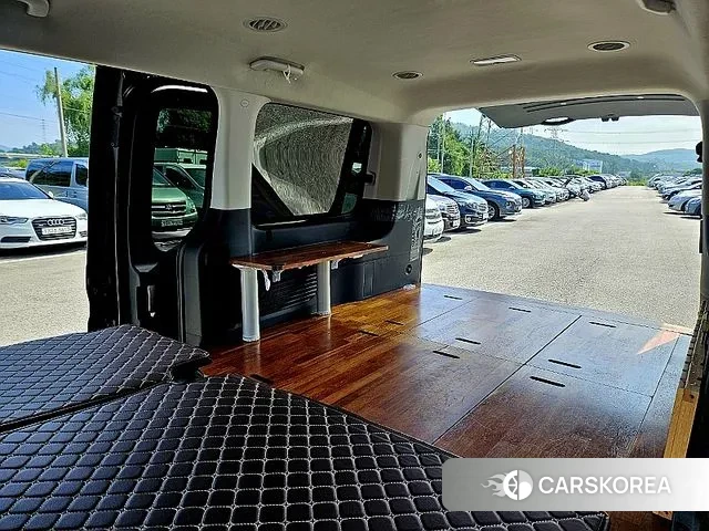 Hyundai Staria id 2448111 из Кореи 11