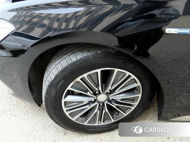 Hyundai Grandeur IG Hybrid id 3966630 из Кореи 11