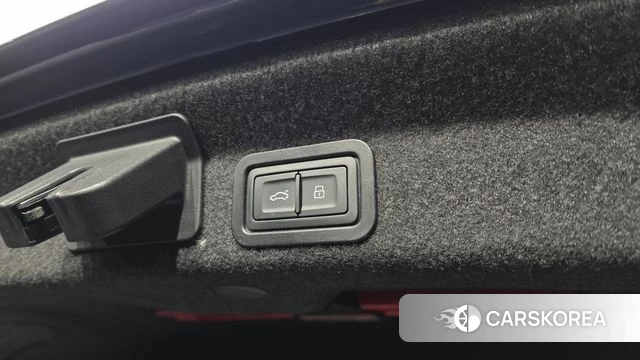 Audi A6 (C8) id 3872652 из Кореи 11