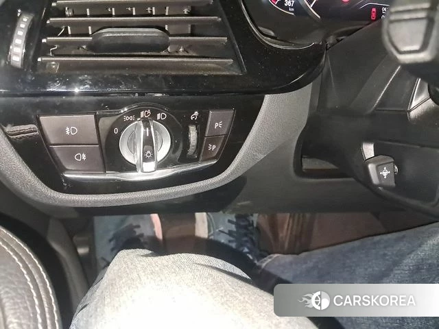 BMW 5 Series (G30) id 3921011 из Кореи 11