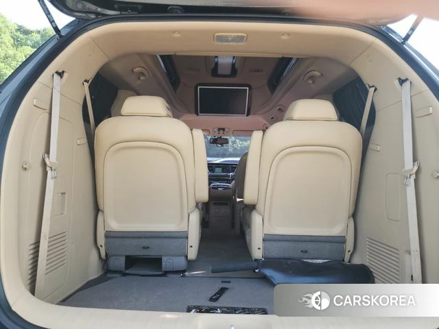 Kia The New Carnival id 4563055 из Кореи 11