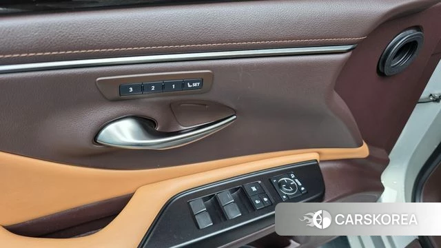 Lexus ES300h 7th generation id 4741857 из Кореи 11