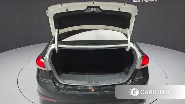 Hyundai Avante AD id 3325239 из Кореи 11