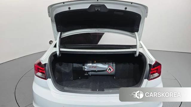 Hyundai The New Avante AD id 4180337 из Кореи 11