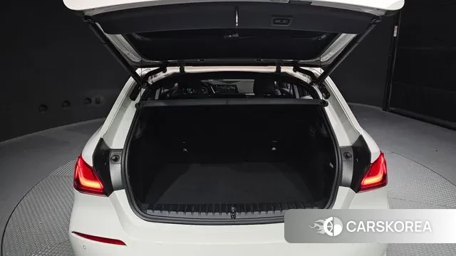 BMW 1 Series (F40) id 3420592 из Кореи 11