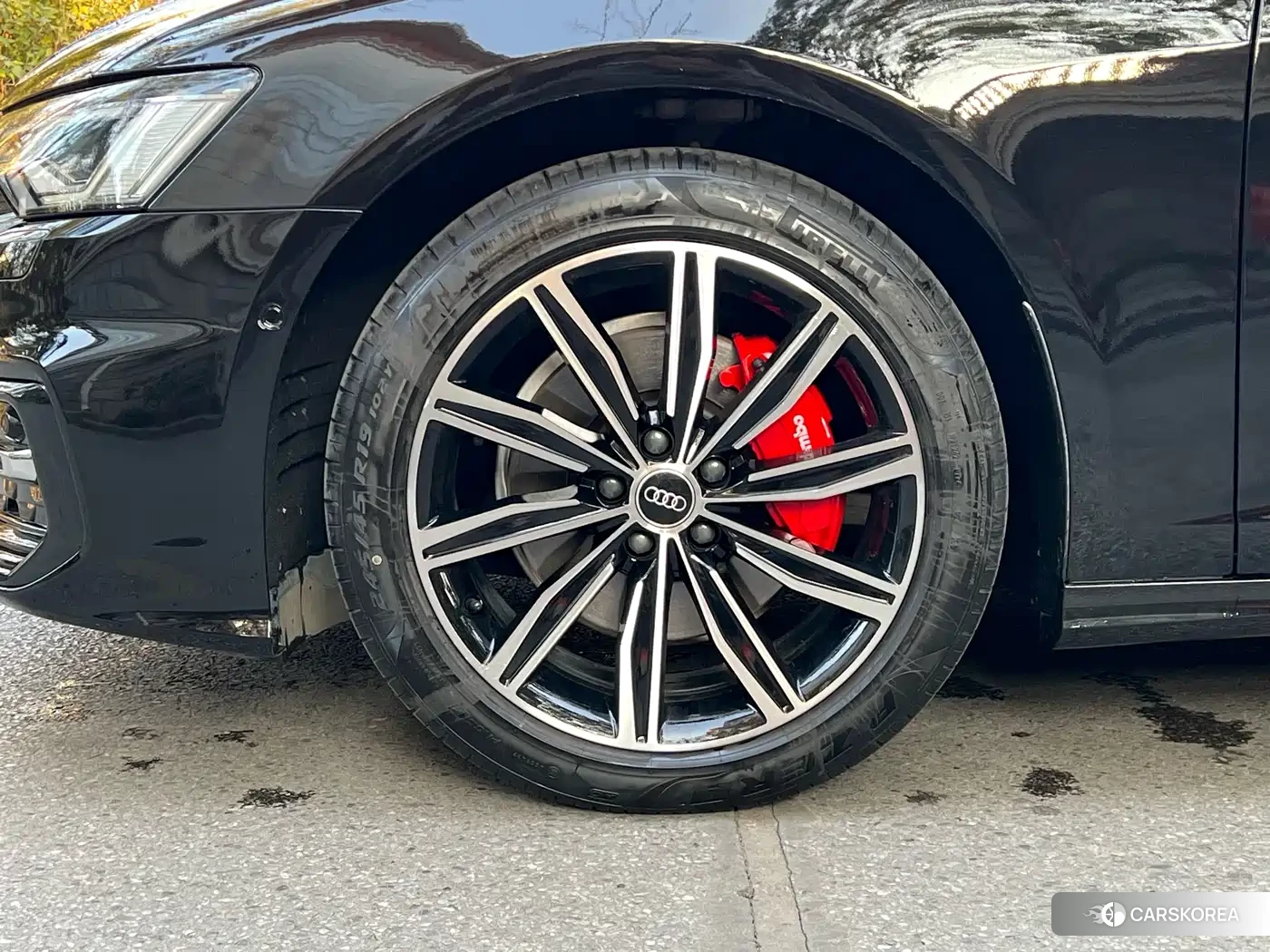 Audi A6L id 4545721 из Китая 11
