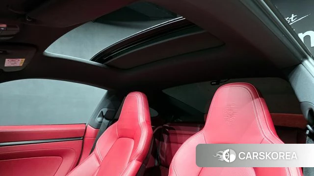 Porsche 911(992) id 3909882 из Кореи 11