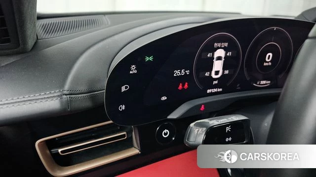 Porsche Taycan id 4475392 из Кореи 11