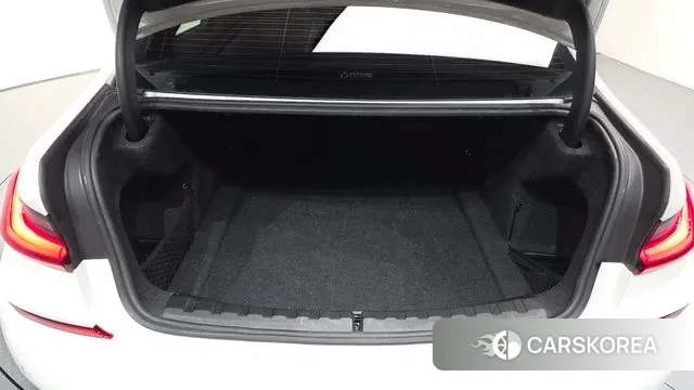 BMW 3 Series (G20) id 3328938 из Кореи 11