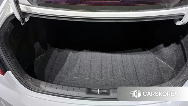 Hyundai The New Avante AD id 3687412 из Кореи 11