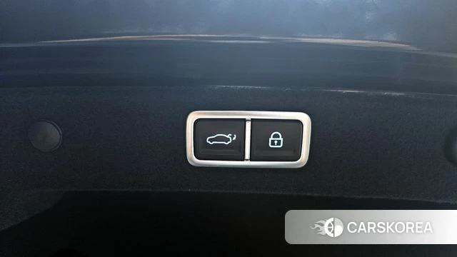 Hyundai Grandeur (GN7) id 3940743 из Кореи 11