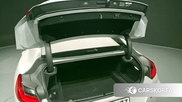 BMW 8 Series (G15) id 3614784 из Кореи 11