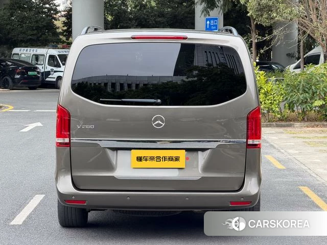 Mercedes-Benz V-class id 4222244 из Китая 11