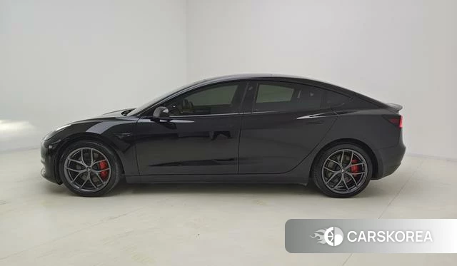 Tesla Model 3 id 4217469 из Китая 11