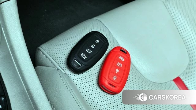 Hyundai Veloster (JS) id 4417426 из Кореи 11