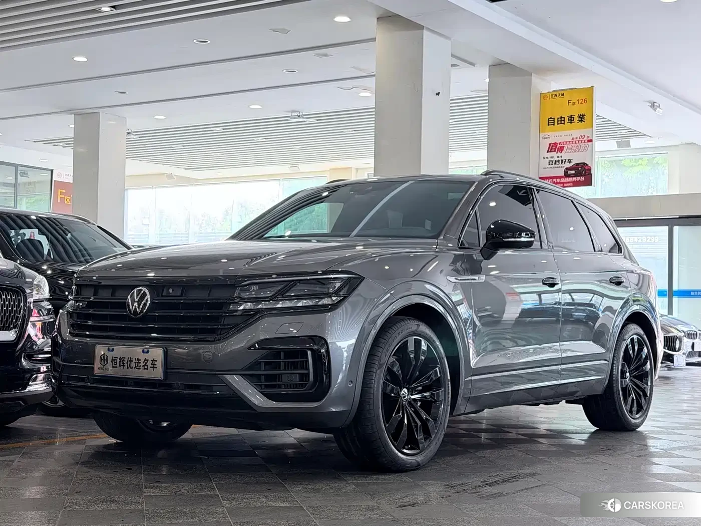 Volkswagen Touareg id 4600383 из Китая 11