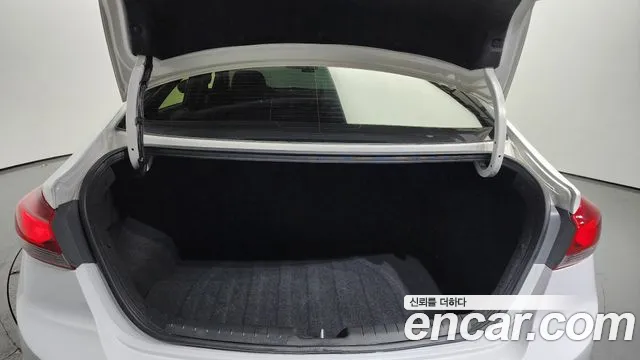 Hyundai Avante AD id 2288234 из Кореи 11