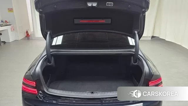 Genesis Electrified G80 (RG3) id 3207731 из Кореи 11