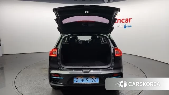 Kia Niro EV id 3149099 из Кореи 11