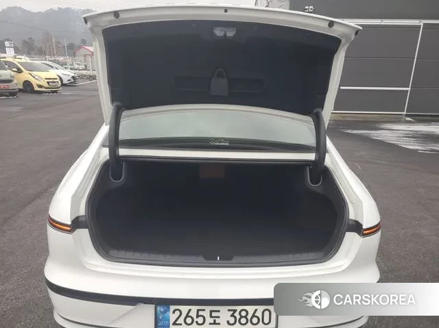 Hyundai Grandeur (GN7) id 3482555 из Кореи 11