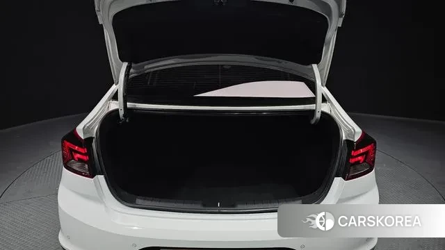 Hyundai The New Avante AD id 3607804 из Кореи 11