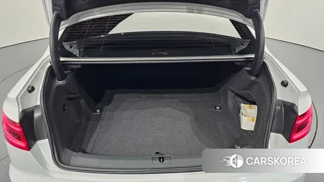 Audi A4 (B9) id 3454616 из Кореи 11