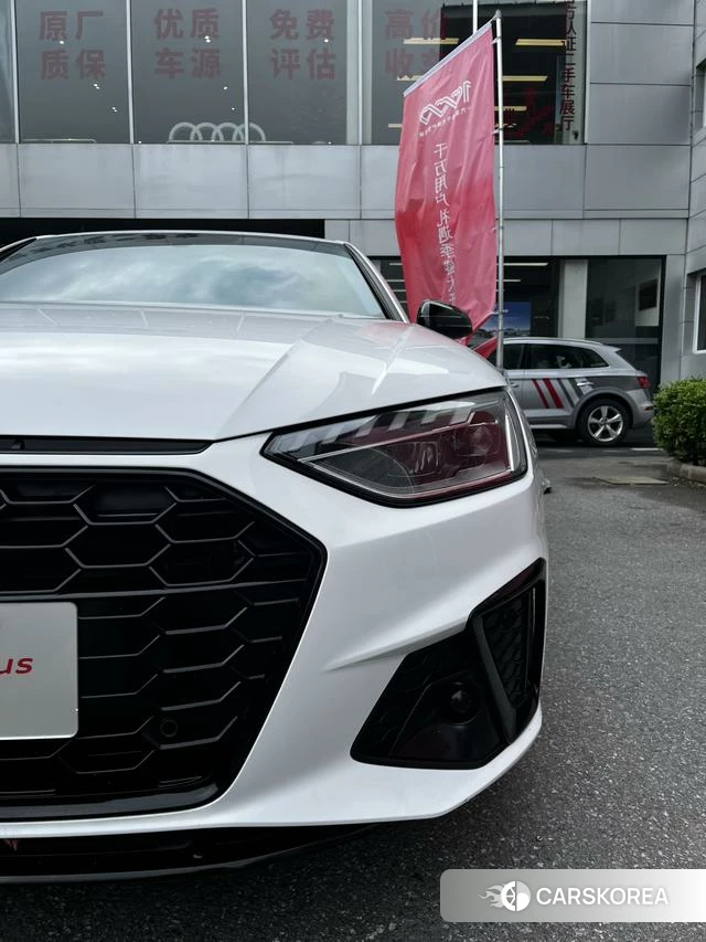 Audi A4L id 3944951 из Китая 11