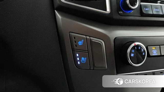 Hyundai The New Grand Starex id 3924486 из Кореи 11