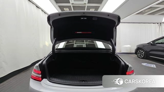Genesis Electrified G80 (RG3) id 4666165 из Кореи 11