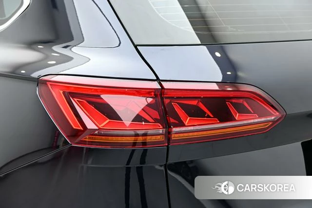 Volkswagen Touareg id 4271126 из Китая 11