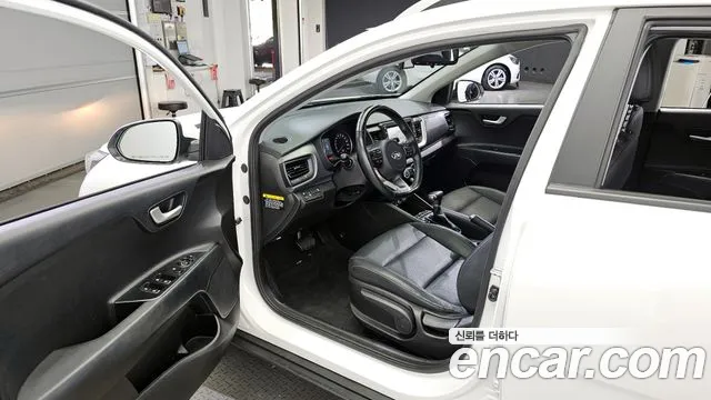 Kia Stonic id 2654514 из Кореи 11