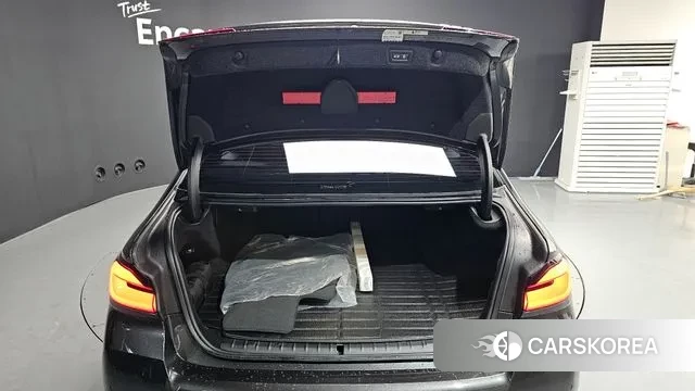 BMW 5 Series (G30) id 3741589 из Кореи 11