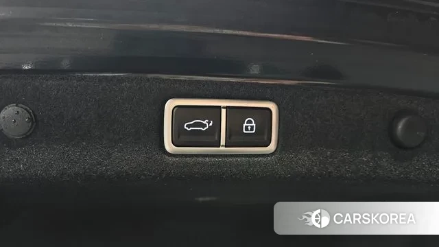 Hyundai Grandeur (GN7) id 3555371 из Кореи 11