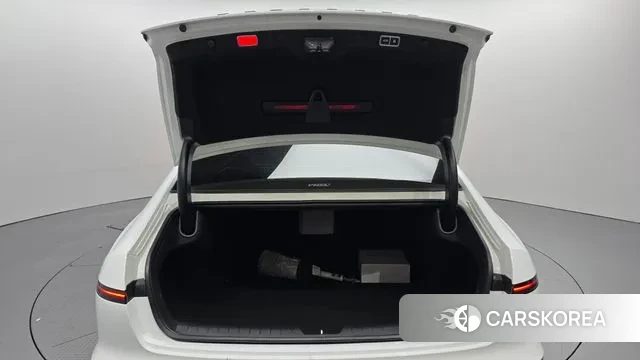 Hyundai Grandeur Hybrid (GN7) id 3487004 из Кореи 11