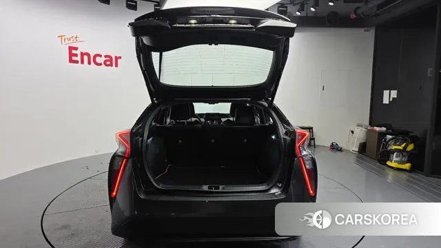 Toyota Prius 4th Generation id 3703915 из Кореи 11