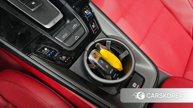 Porsche 911(992) id 4584808 из Кореи 11