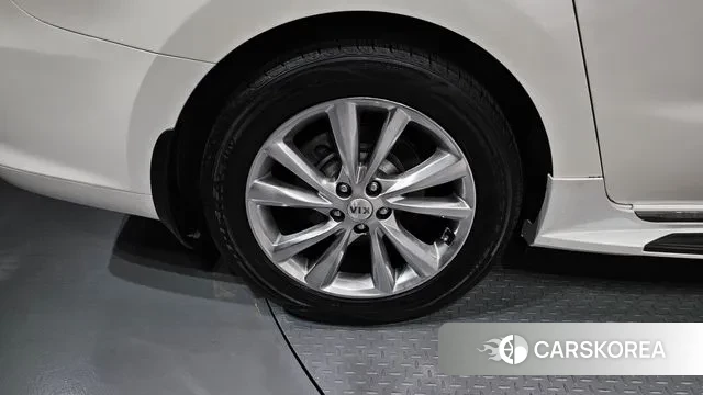 Kia The New Carnival id 3319599 из Кореи 11