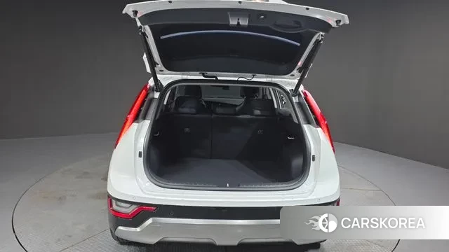 Kia Di Ol Nu Niro id 3716936 из Кореи 11