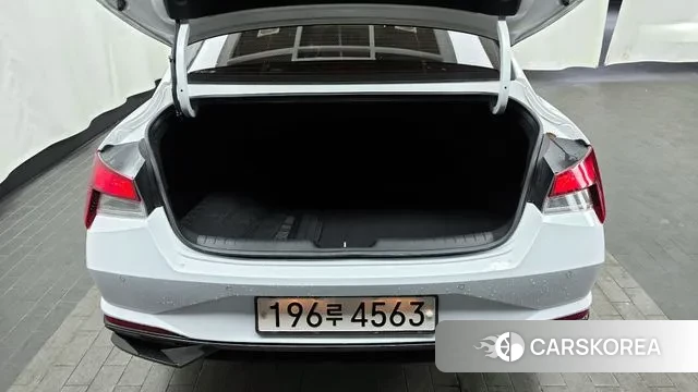 Hyundai Avante (CN7) id 3640352 из Кореи 11