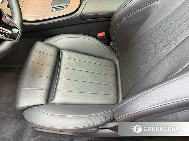 Mercedes-Benz E-class id 4258359 из Китая 11
