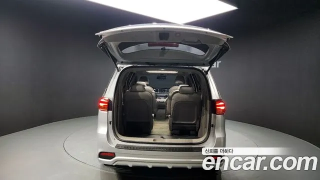 Kia The New Carnival id 2892088 из Кореи 11