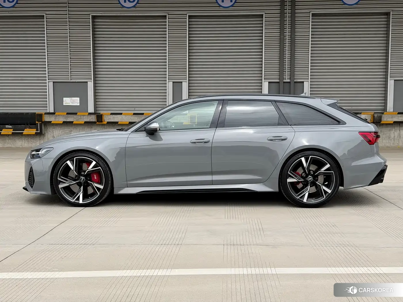 Audi RS 6 id 4679891 из Китая 11