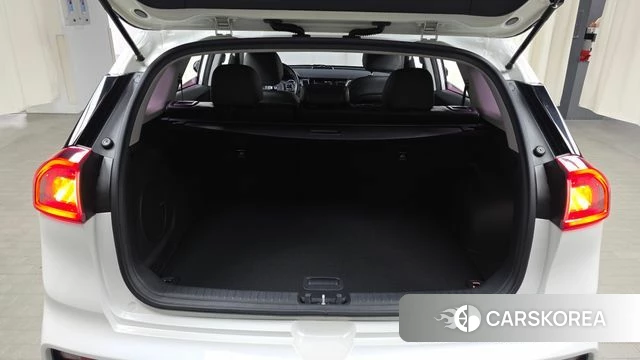 Kia Niro EV id 4310665 из Кореи 11