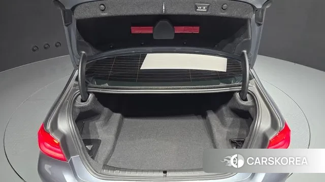 BMW 5 Series (G30) id 3024308 из Кореи 11