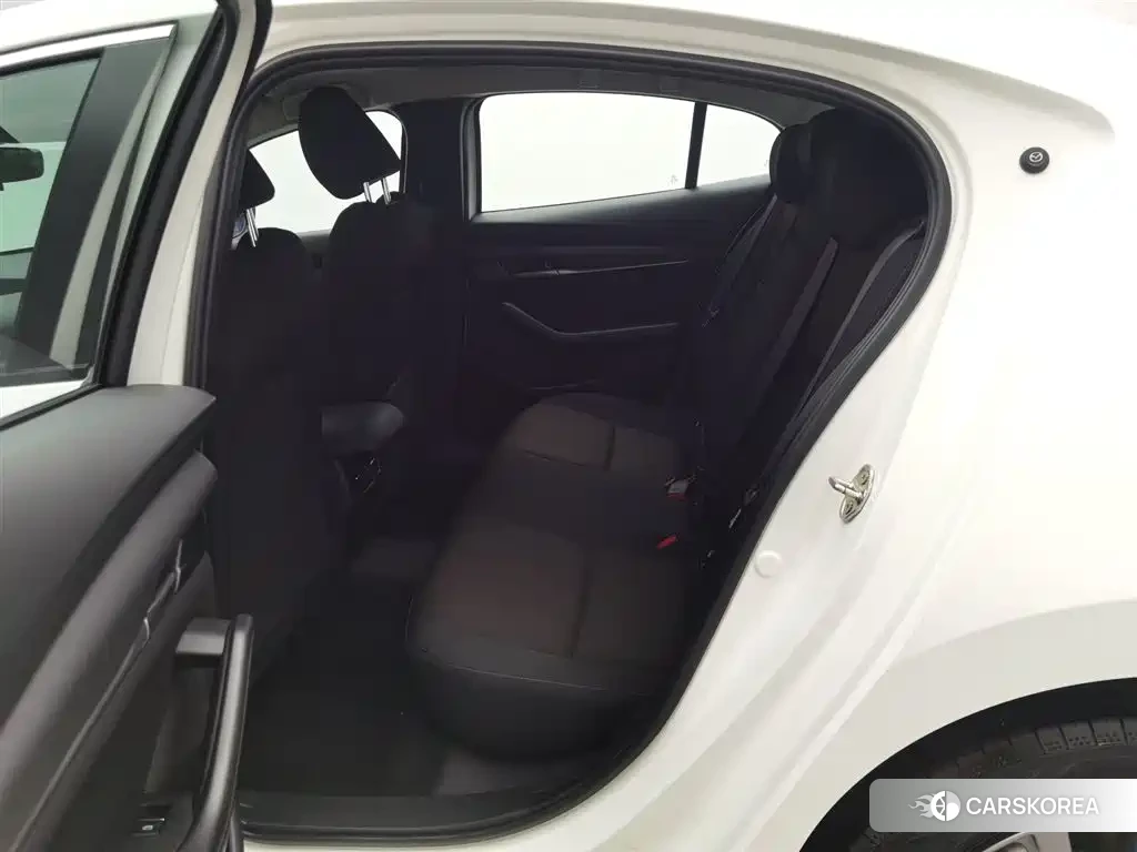 Mazda 3 id 4545756 из Китая 11