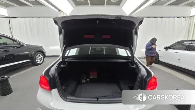 BMW 5 Series (G30) id 3607627 из Кореи 11