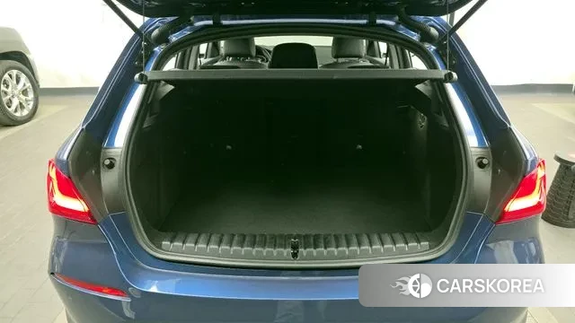 BMW 1 Series (F40) id 3708538 из Кореи 11