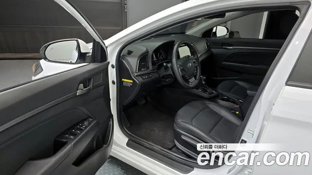 Hyundai Avante AD id 2764440 из Кореи 11